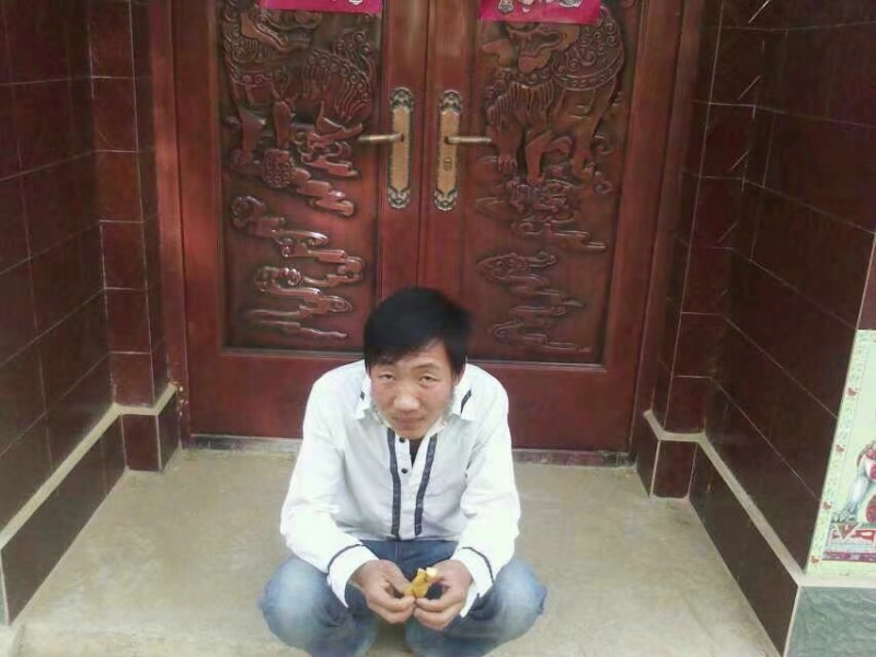 潘先生的第一张照片--襄阳相亲服务中心