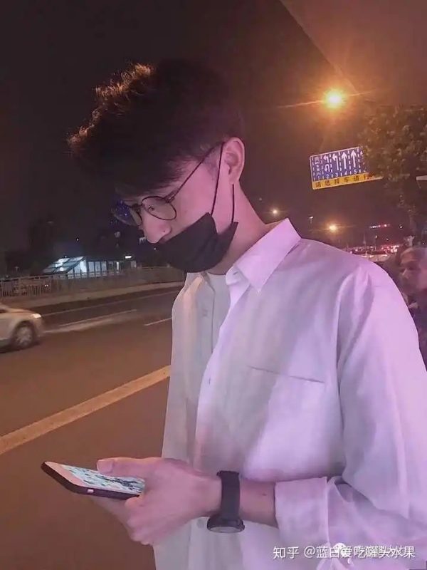 情圣的第一张照片--襄阳相亲服务中心