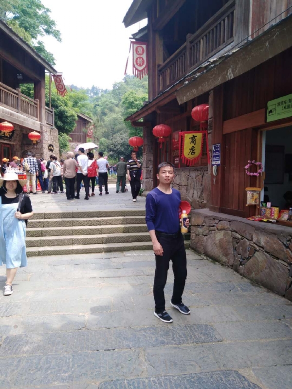 LX的第一张照片--襄阳相亲服务中心