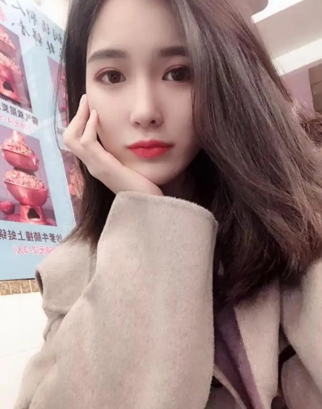 谢玲的第一张照片--襄阳相亲服务中心