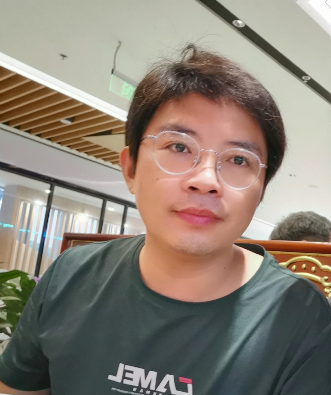 陆迅的第三张照片--襄阳相亲服务中心