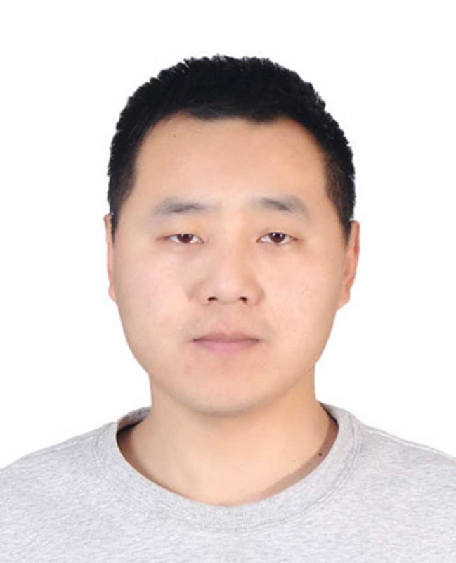 大红鹰的第一张照片--襄阳相亲服务中心