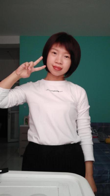 向日葵的第一张照片--襄阳相亲服务中心