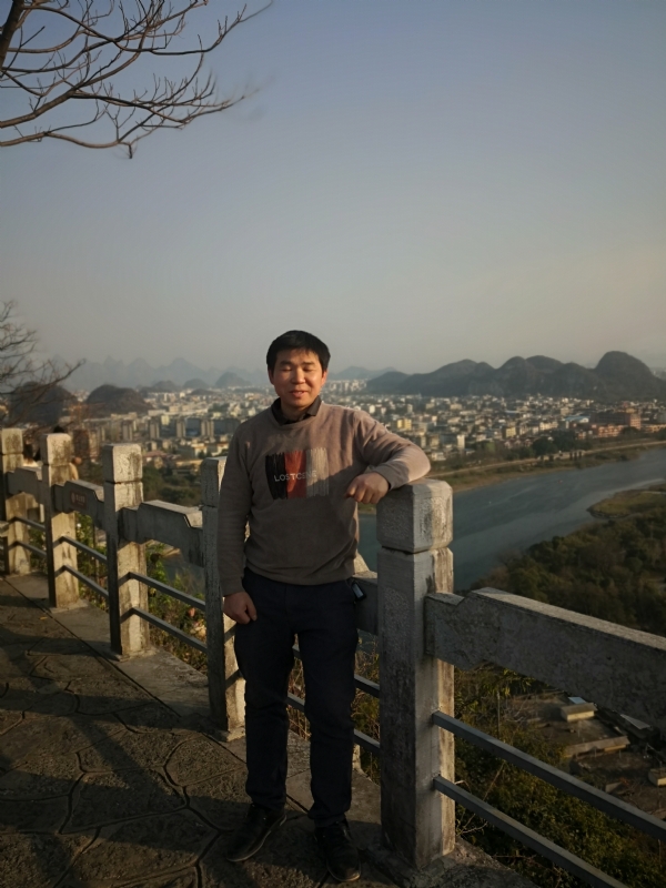 漓江之上的第三张照片--襄阳相亲服务中心