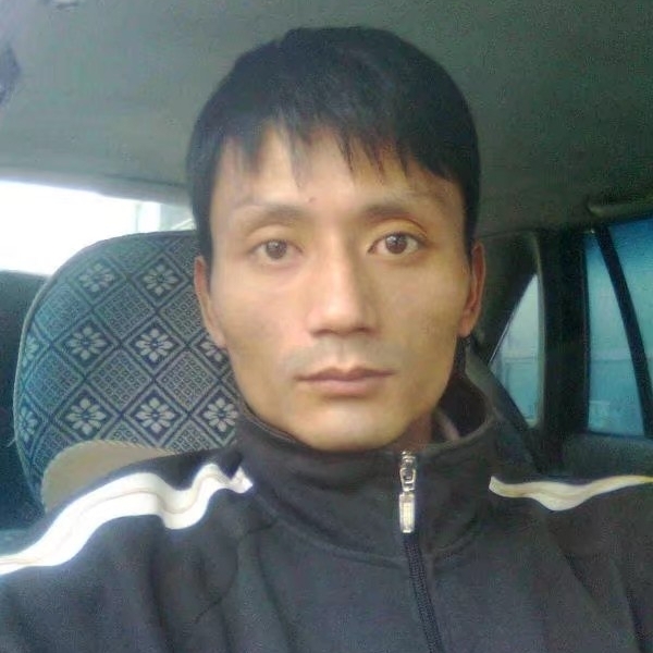 易心的第一张照片--襄阳相亲服务中心