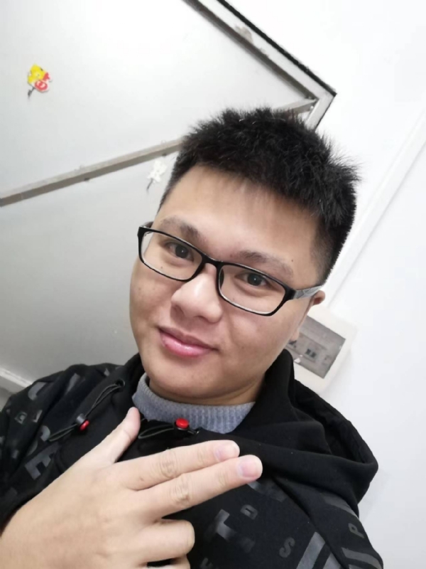 小小梦执的第一张照片--襄阳相亲服务中心