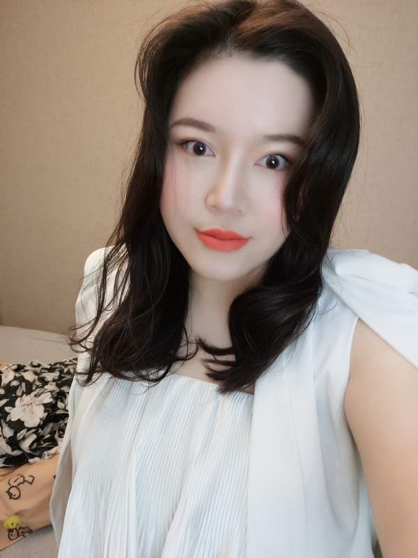 璐璐的第一张照片--襄阳相亲服务中心