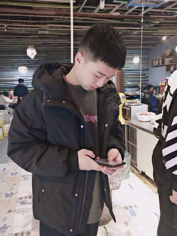 小赵的第一张照片--襄阳相亲服务中心