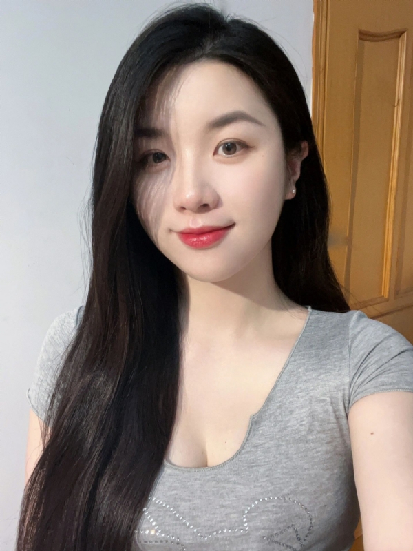 乔乔在寻爱的第一张照片--襄阳相亲服务中心