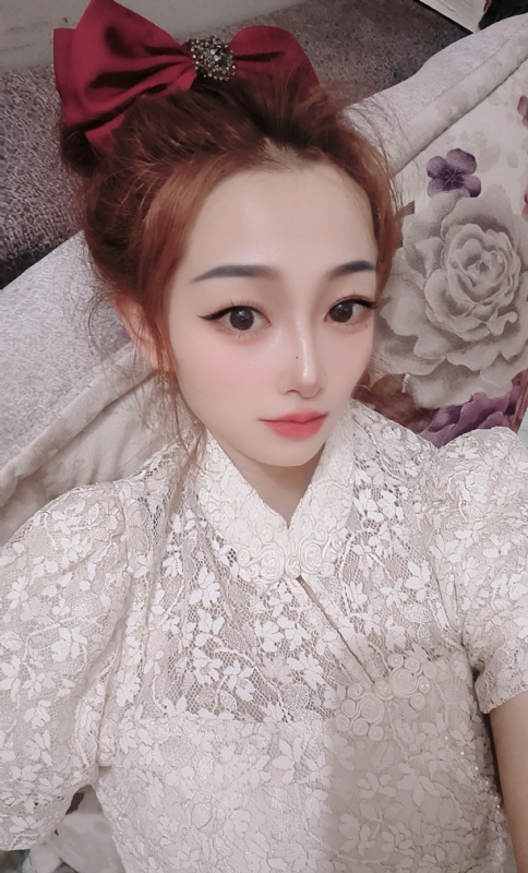 有缘千里来相会的第一张照片--襄阳相亲服务中心