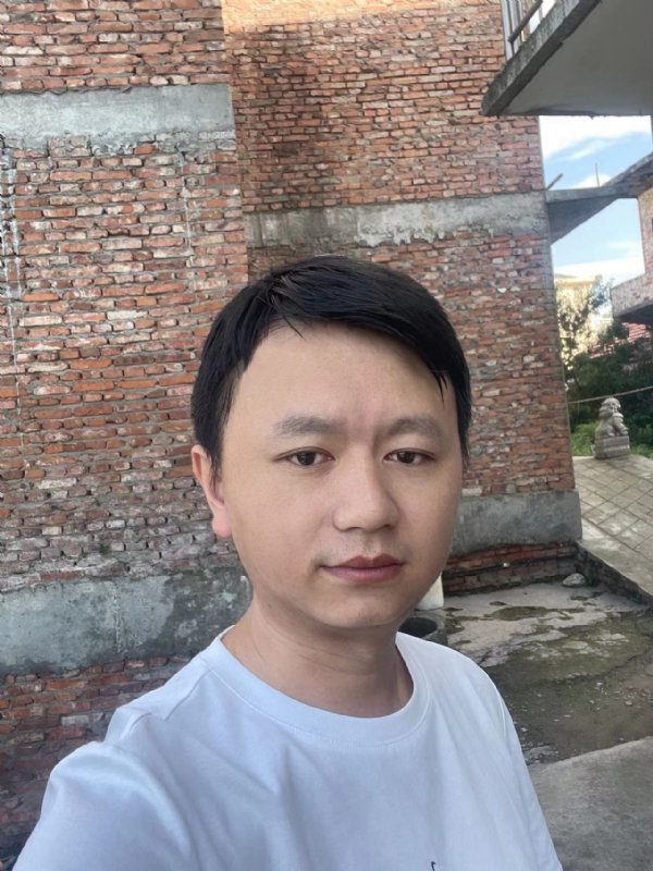 行人的第二张照片--襄阳相亲服务中心