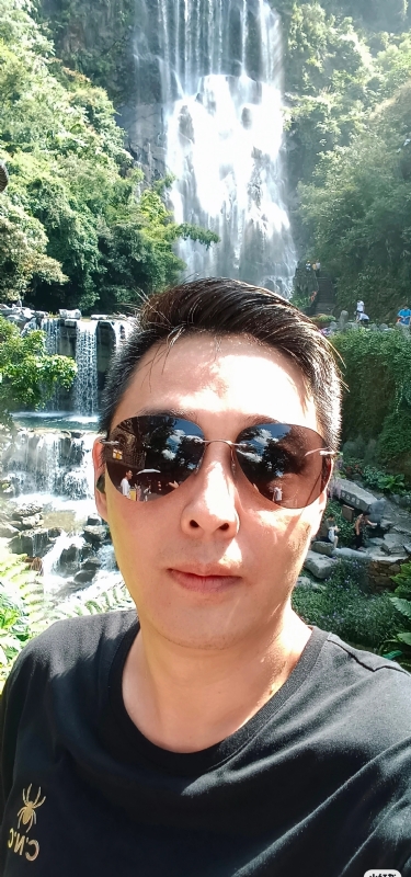 小小帅哥的第一张照片--襄阳相亲服务中心
