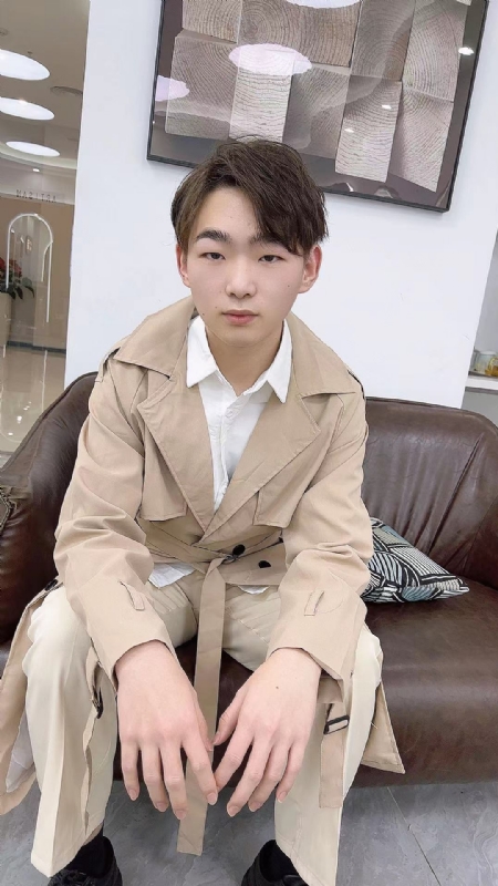 啊哲的第二张照片--襄阳相亲服务中心