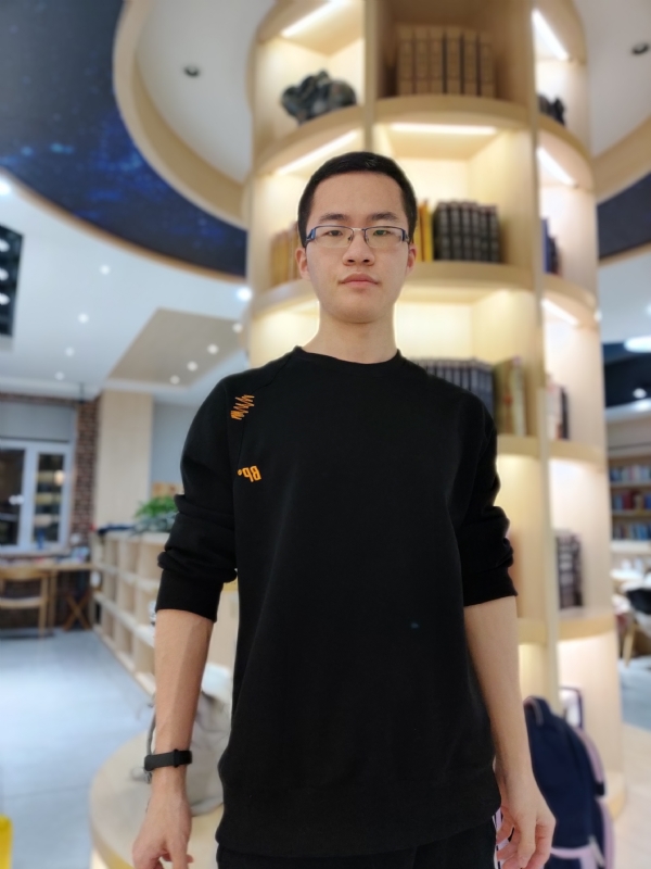 轩墨的第一张照片--襄阳相亲服务中心