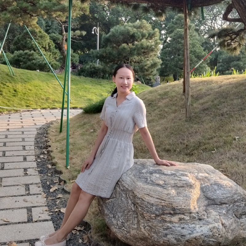 欣欣向荣的第一张照片--襄阳相亲服务中心