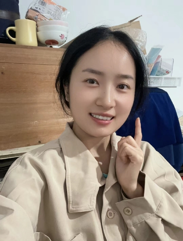 多喝热水的第一张照片--襄阳相亲服务中心