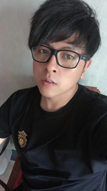 爱你永远不容易的第一张照片--襄阳相亲服务中心