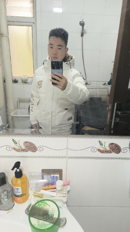 小李的第一张照片--襄阳相亲服务中心