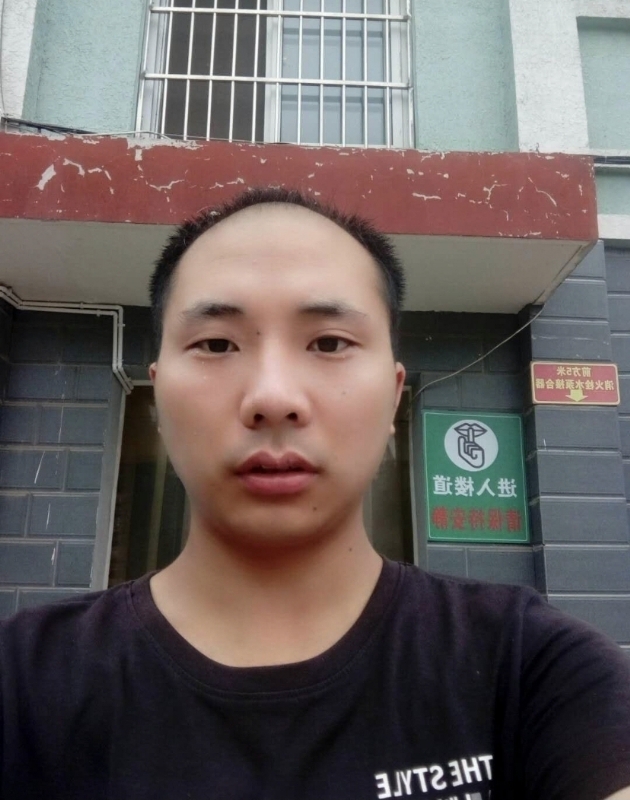亮亮的第一张照片--襄阳相亲服务中心