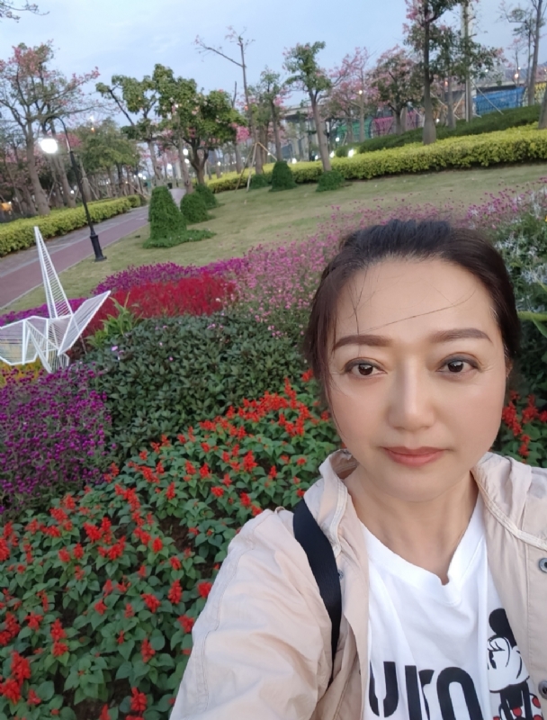 m云朵的第一张照片--襄阳相亲服务中心