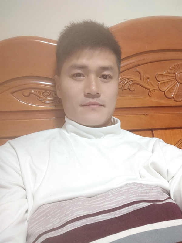 网球罗的第四张照片--襄阳相亲服务中心
