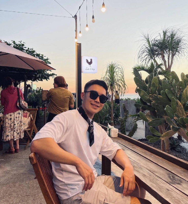 小可爱的第一张照片--襄阳相亲服务中心
