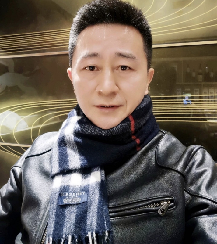 情到深处的第一张照片--襄阳相亲服务中心