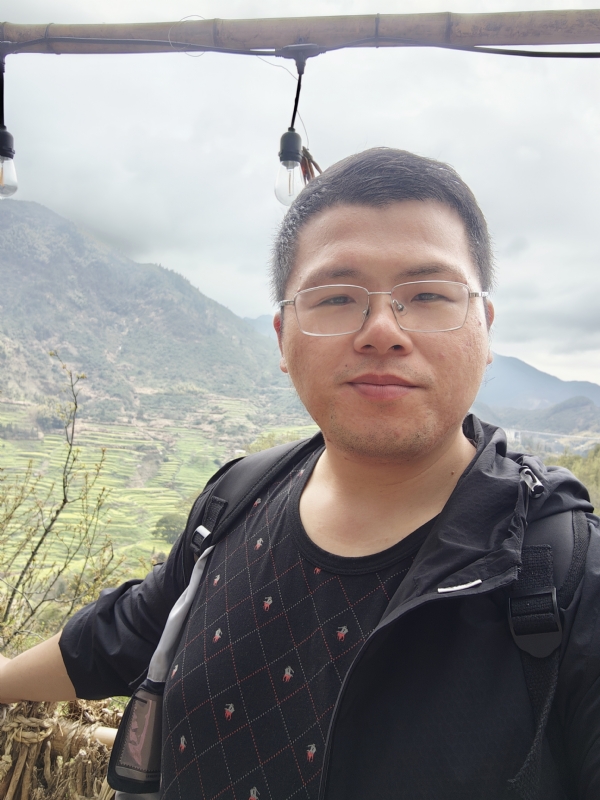 青山的第三张照片--襄阳相亲服务中心