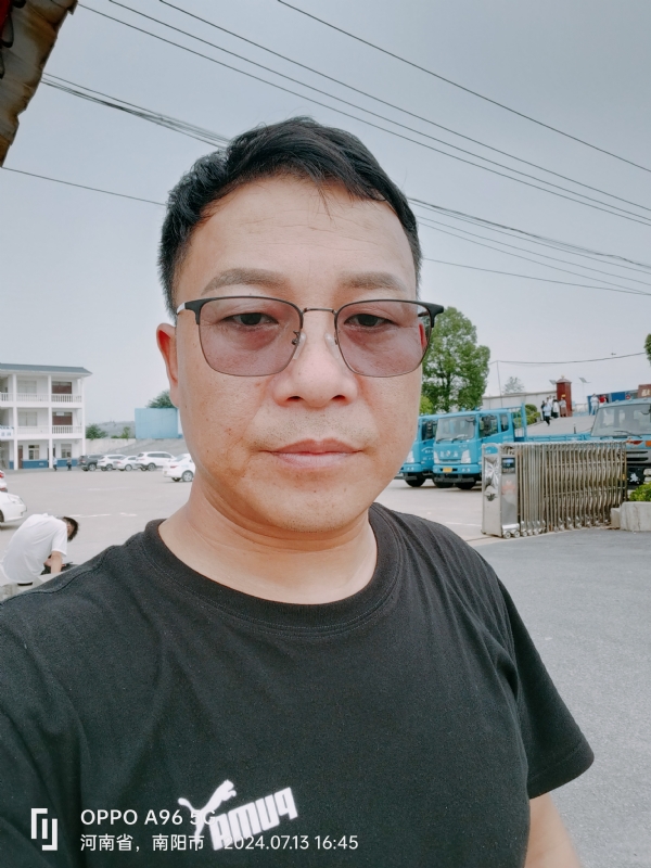 楚辞的第二张照片--襄阳相亲服务中心
