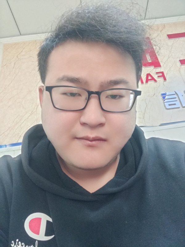 小张的第一张照片--襄阳相亲服务中心