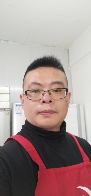努力奋斗的第一张照片--襄阳相亲服务中心