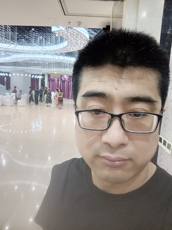 晴天的第三张照片--襄阳相亲服务中心