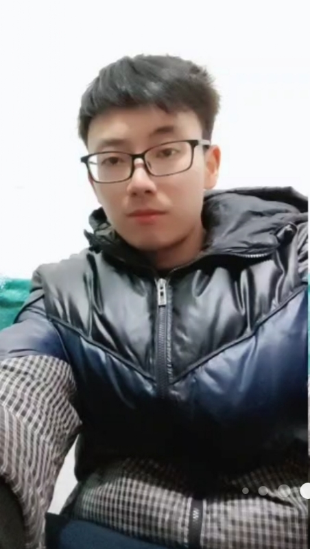 吐泡泡的小鱼的第一张照片--襄阳相亲服务中心