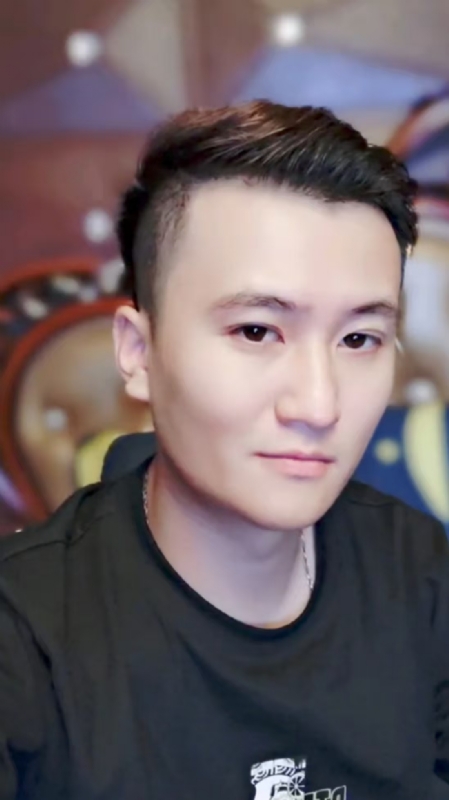 ToTheMoon的第一张照片--襄阳相亲服务中心