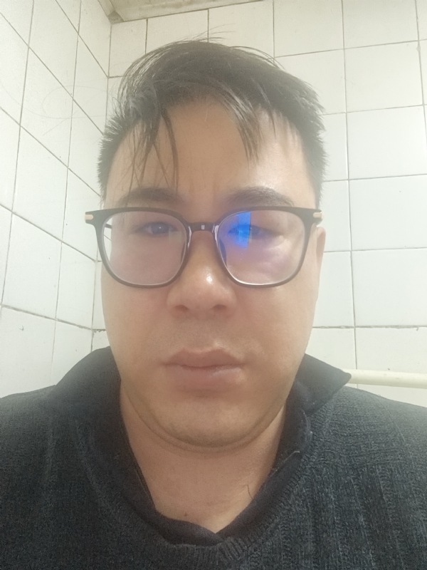 迷失自我的第一张照片--襄阳相亲服务中心
