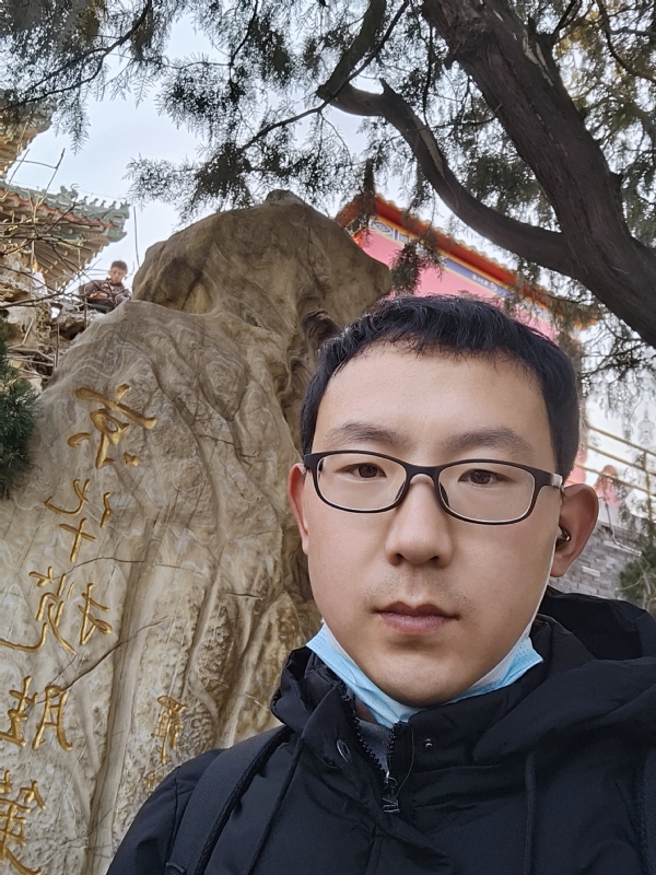 小徐要努力的第一张照片--襄阳相亲服务中心