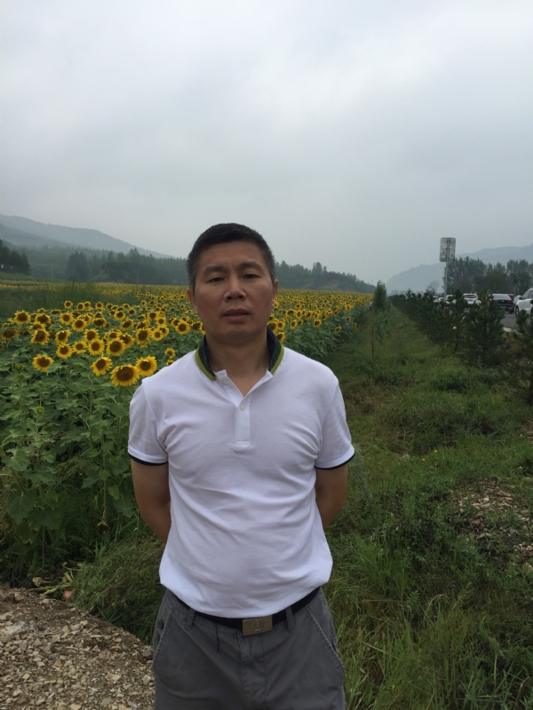 爱拼才会赢的大叔的第三张照片--襄阳相亲服务中心