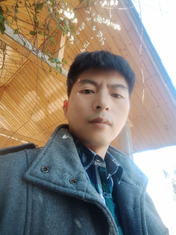 阿明的第一张照片--襄阳相亲服务中心