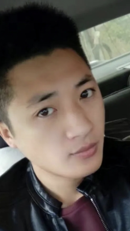 小汤米的第二张照片--襄阳相亲服务中心