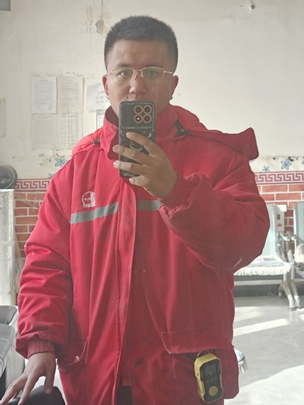 鹤某的第二张照片--襄阳相亲服务中心